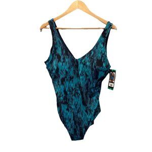 TYR Women One-Piece Swimsuit, Green, Size XL NWT Control Fit SPF 50+ Bathing
